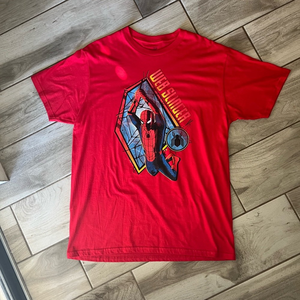 Men’s Marvel Spiderman Graphic Tee